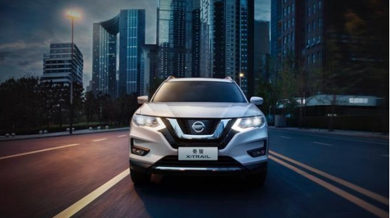 日产奇骏|想买一辆家用SUV，目前比较钟意CRV和RAV4以及奇骏！请问哪款好？