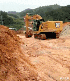 小姐姐|人类生理上有什么不合理的地方，评论里的人都是魔鬼吧