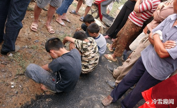 鲤鱼|母亲为了救孩子,自己却溺水身亡,学校应该建立游泳课