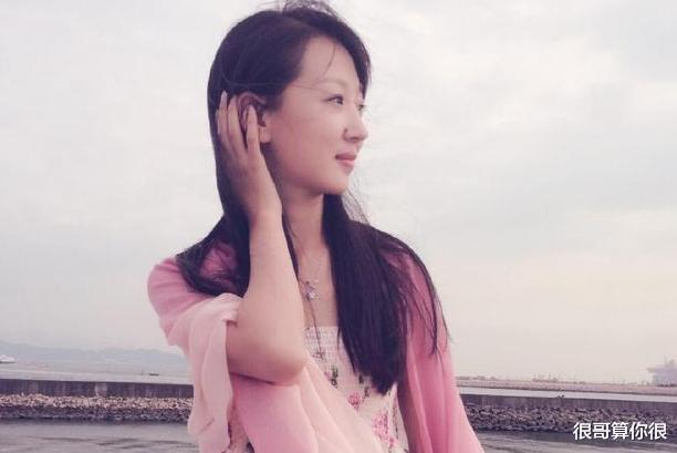 琉璃|《琉璃》中美女演员的现代装：袁冰妍邻家，侯梦瑶优雅，闵春晓认不出