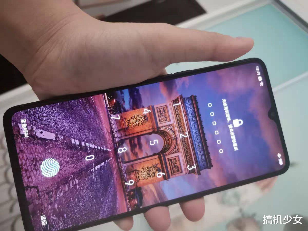 旗舰机|三款跌至“清仓价”的4G旗舰，依旧有很多人入手，再用三年没问题