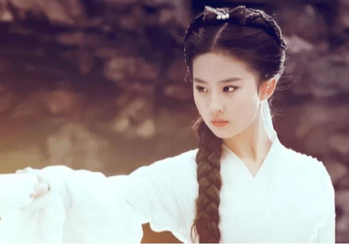 「刘亦菲」“非洲刘亦菲”火了,“素颜模样”曝光后,网友:果然丑和黑真没关系!