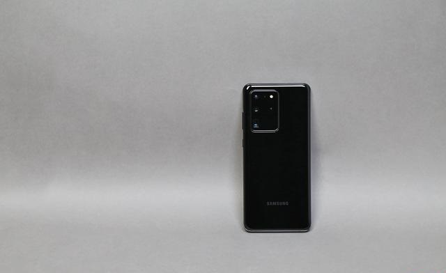 『三星』三星又一款“跳水机皇”，降价2400元，在国内仍旧无人问津