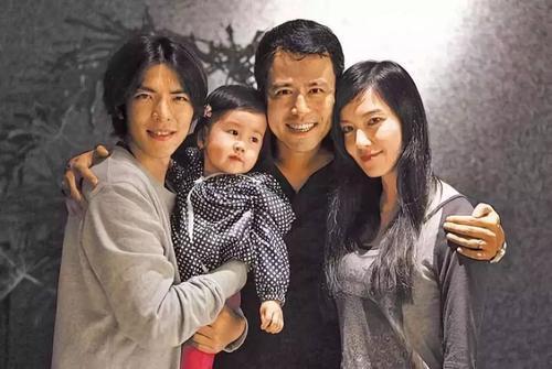 李嘉欣|本以为李嘉欣够美了，直到看到她，这才是真正的“豪门杀手”