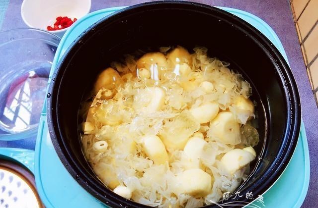 马蹄|寒露已到,宁可不吃肉也要喝这碗汤,8块钱煮一锅,胜过喝人参汤