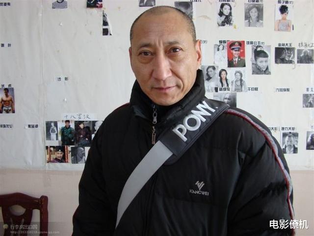 方世玉■少年方世玉剧组:“方德”落魄卖烧饼,大反派“白眉道人”已离世