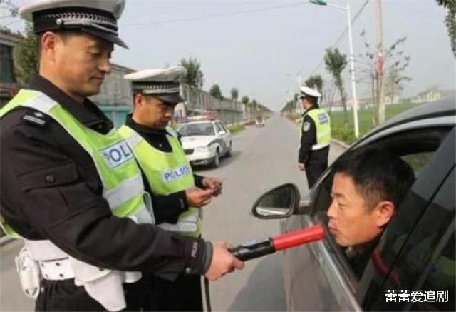 无人驾驶▲喝了酒开“特斯拉”回家，坐在副驾驶上，用无人驾驶，算酒驾吗？