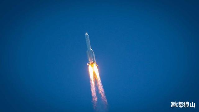 小行星|嫦娥2号距离地球最远时，接近4亿公里，还有更远的