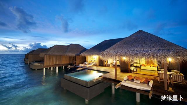 「白羊座」内心坚强，不想在感情中认输的五位星座，眼光很高，做事精明