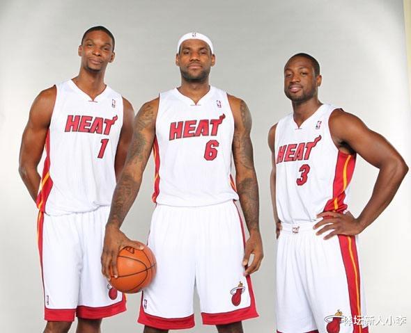 『女排』NBA大麻烦来了！25队或被迫进行交易，三巨头时代要结束了