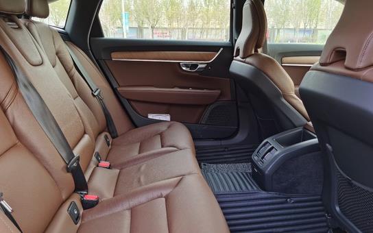 手自一体@开过捷豹XFL,再开沃尔沃S90,车主:对比后差距一目了然