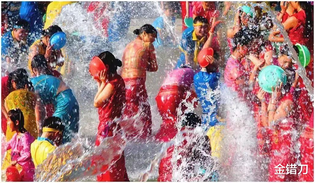 泰国■中国人再不出国旅游，这三个国家就快疯了！