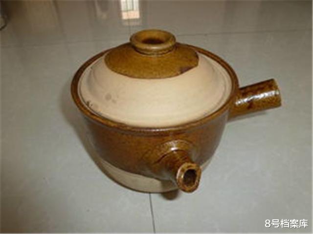 「」“东西四不借，借了家破人亡”，到底是哪四样东西，看完就懂了