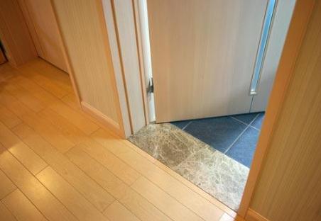 |新房装修，门槛石要注意什么？听了老师傅分析，我恍然大悟