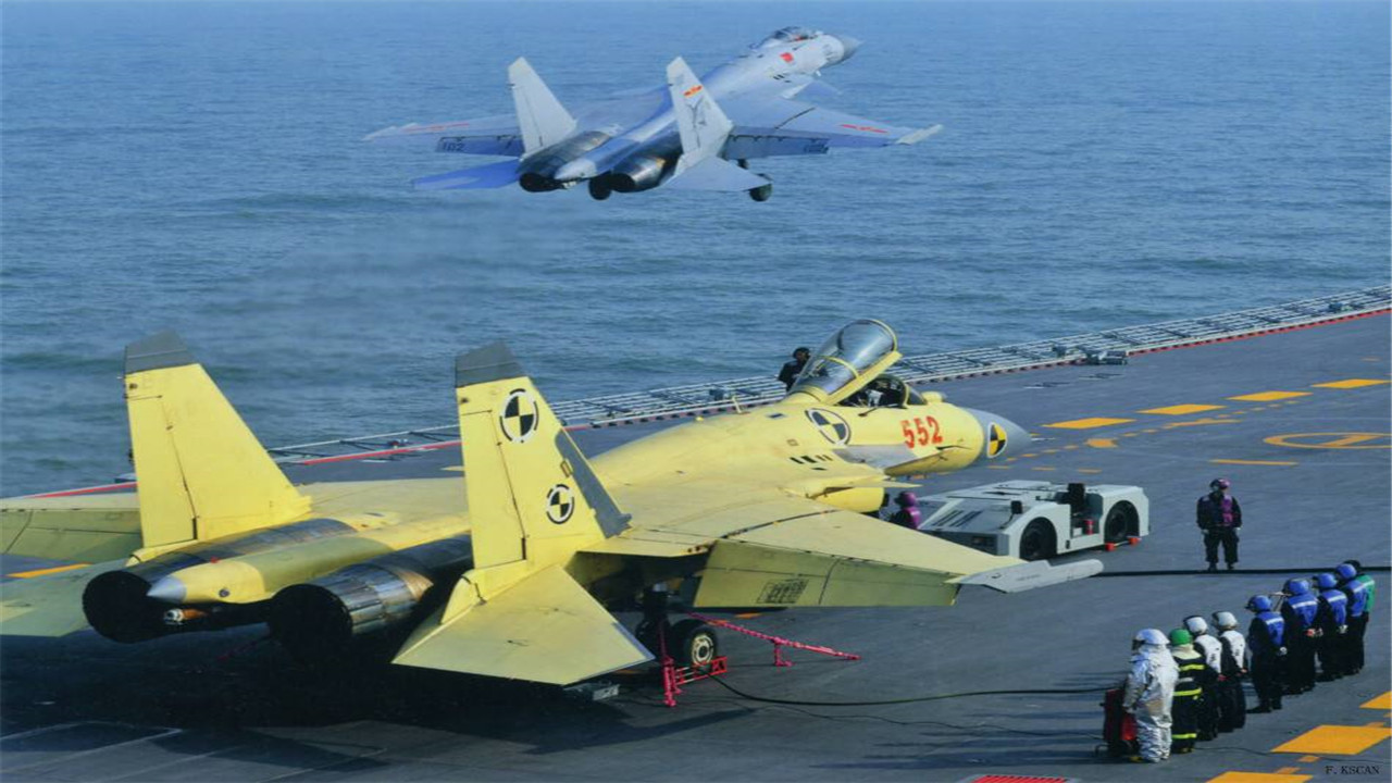 「歼-20」“红鹰”歼23“幽灵鸟”歼25是我国的大杀器歼20只是明修栈道而已！