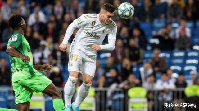 皇家马德里：皇马作死第1人诞生！6000万先生9个月3次犯傻 逼齐达内动手