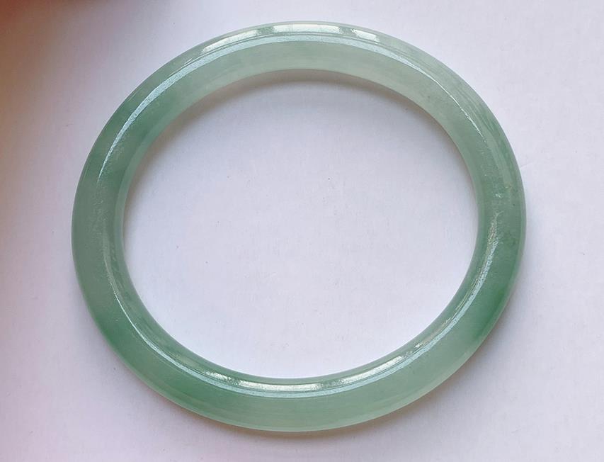 翡翠@翡翠干货一一不要被骗啦！翡翠的价格区间是这样定的