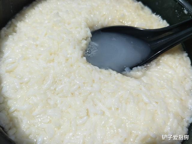 「」在家自制米酒，这方法用了10几年，步骤简单，新手也能1次成功