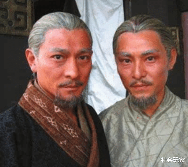 陈小春@明星和替身合照，以为陈小春够像了，最后一位娶了本尊前任