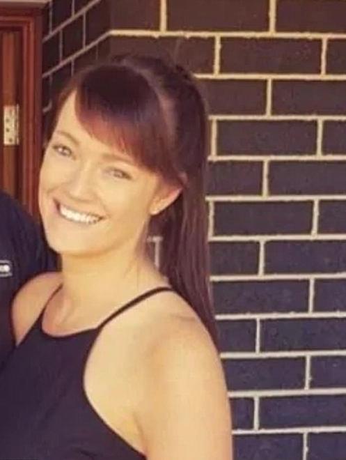 北辰|28岁女教师交往14岁男学生被判刑,曾在学校储藏室和停车场约会