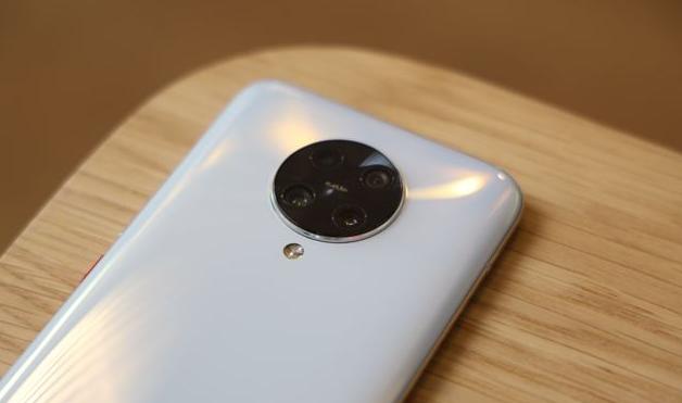 |抢购到缺货！天玑1000plus+双扬声器，红米叹息：供不应求！