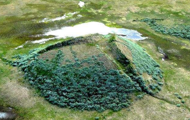 甲烷|地球危险了？俄罗斯出现7000多个土丘，美国网友：都是中国惹的祸