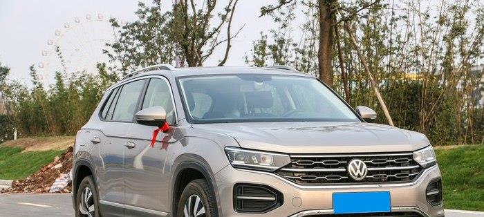 『大众汽车』218900元提一辆大众探岳贵吗？它费油吗？这篇文章来给你答案！