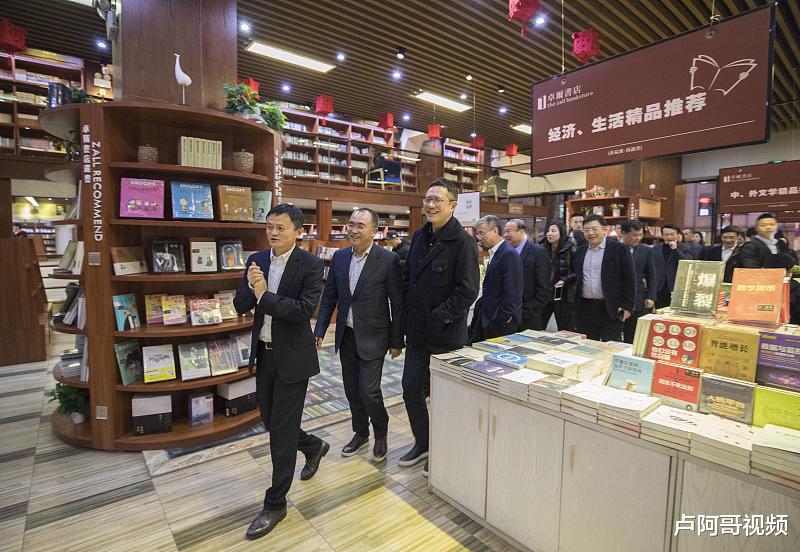 二维码▲3个小时赚2000,靠的是一条朋友圈推广,这钱真好赚!