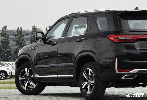 本田CRV|开它不输途昂，起步2.0T，车长4米95油耗8.6，比汉兰达便宜9万