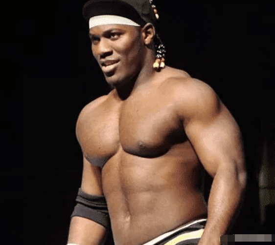 欧美明星▲打拳无人知晓，却因一个笑容成世界网红，如今41岁帅到不敢认