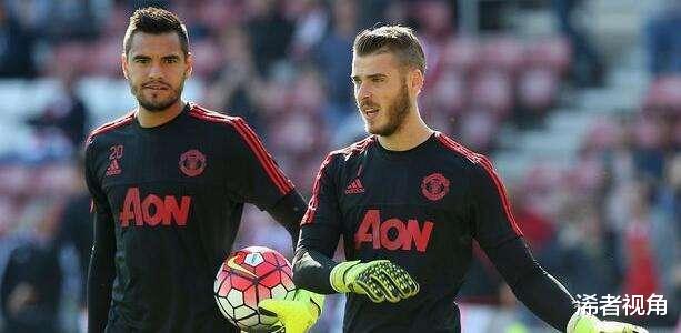 曼联|凌晨4点! 曼联做出争议决定: 将33岁巨星逼入绝境, 球迷质疑声一片