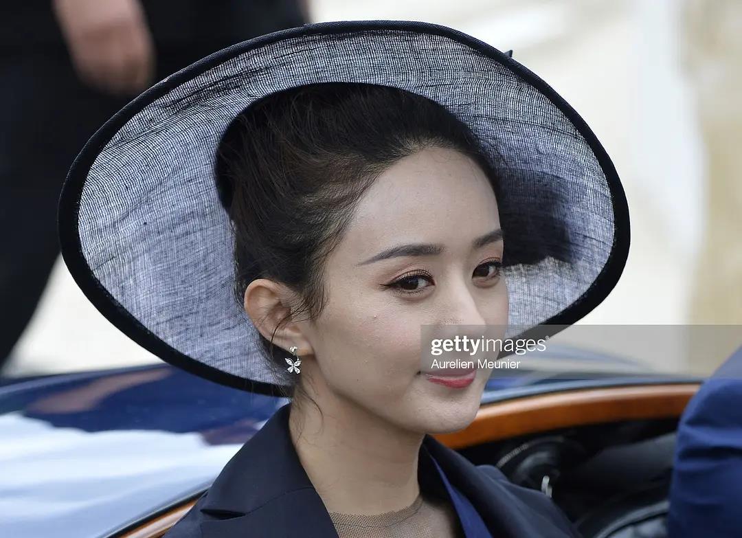 李宇春|女明星无修高清图:钟楚曦简直女版萧敬腾,李宇春真的有吓到我