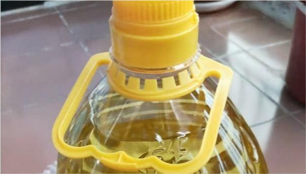 果然悠|有人说,“超市油”不如农村“自榨油”,真的吗?