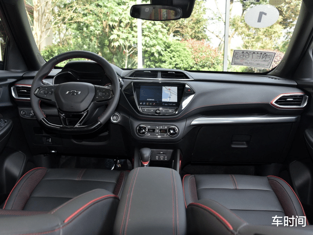 欧尚x7|又跌了！这合资SUV跌至9.79万，配9AT油耗仅6L，完爆CR-V