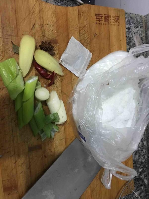 「不粘锅」大厨不小心说漏了嘴：不管做什么肉，只要放勺它，鲜嫩美味不粘锅