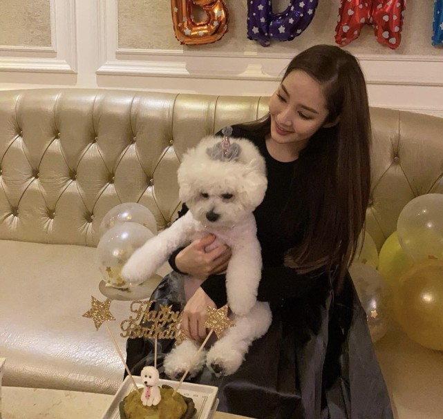 周星驰|7年大整三次微整无数次，朴敏英颜值依旧不崩，金钱是驻颜神器