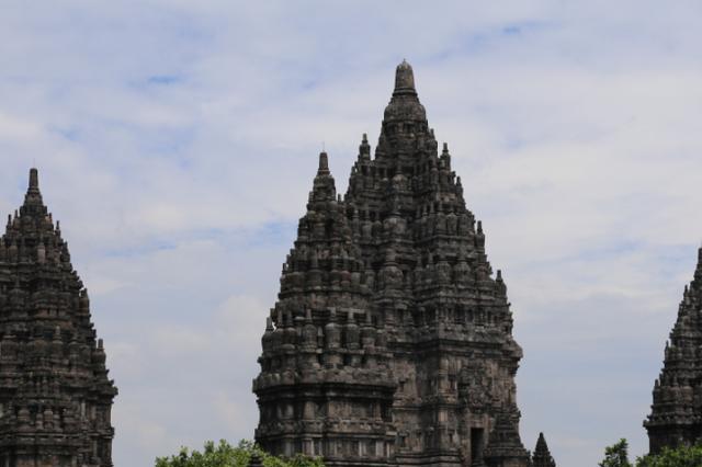 「科学家」世界上最“诡异”的泉水, 所到之处寸草不生, 科学家也不敢靠近