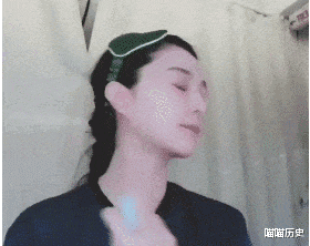 氨基酸|自以为是在护肤，其实很“伤”皮肤的4种习惯，难怪皮肤一直不好