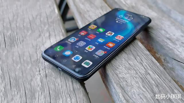 #荣耀#国产神机荣耀X10：1899元起售价太良心，可这一点无法接受