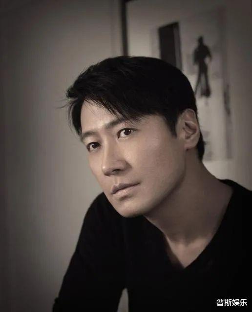 她是黎明女儿,获千万游艇当玩具,颜值不输爸爸可继承亿万家产