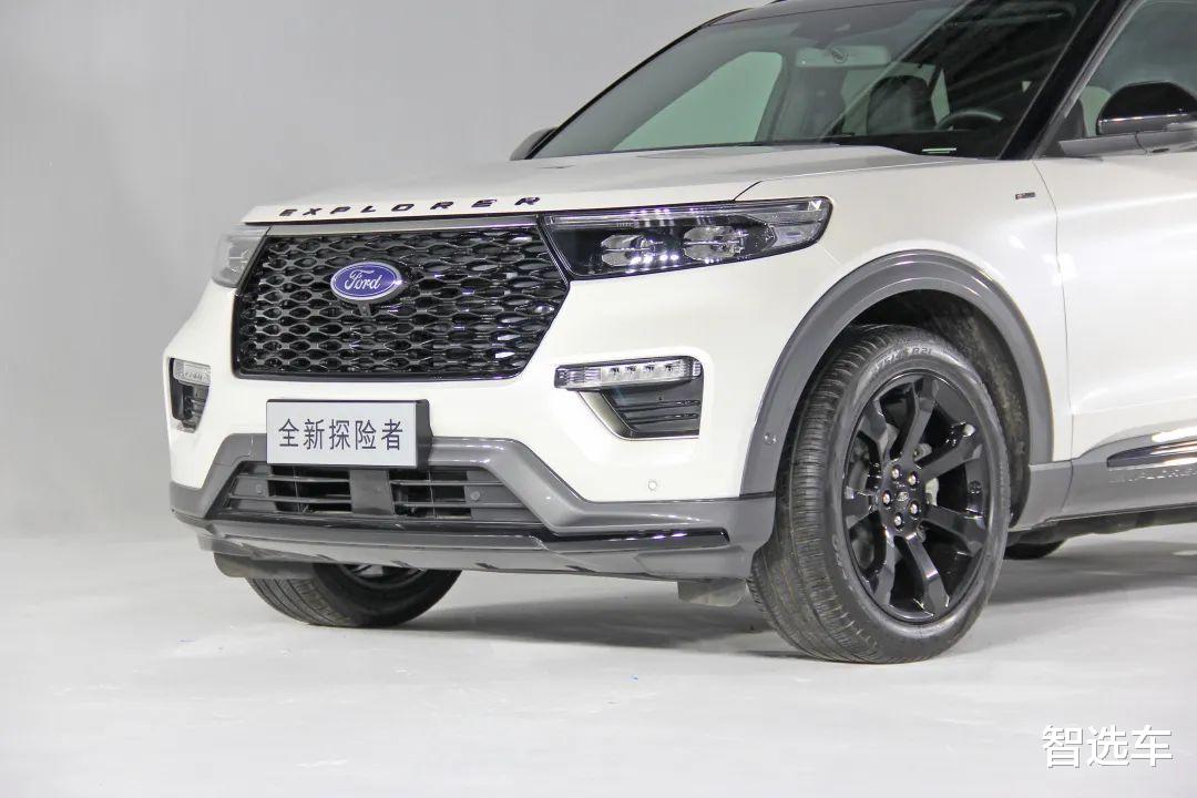 【华为】实拍长安福特全新一代探险者,与林肯飞行家同平台,最快6月上市