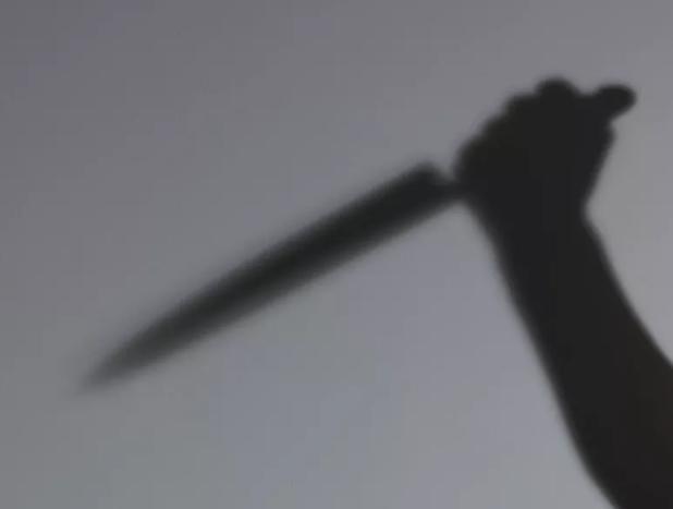 话晴空|男子借酒劲骚扰别人老婆，尾随出门欲行不轨，多次挑衅丈夫后被捅30多刀