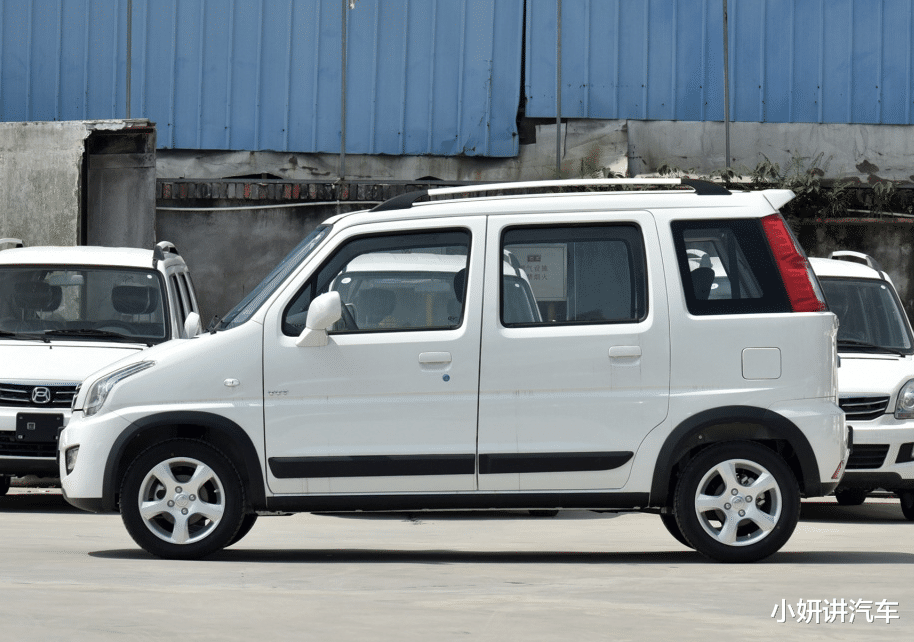 昌河北斗星|昌河北斗星终于出手了，油耗5.7L+国六，比宝骏510实在，4.89万起