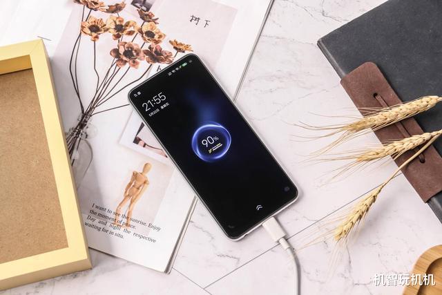 「荣耀」7月份即将发布的6款新机：款款都很猛！你最期待哪款？