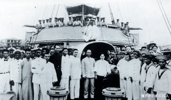 蒋介石|康生批评陈赓：当年你把蒋介石毙了，哪有今天？陈赓一句话怼回去