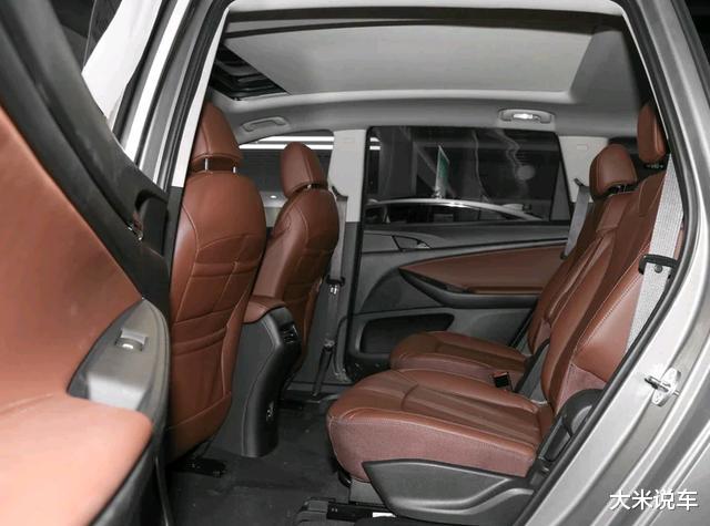 #别克君威#别克成功了！新款MPV终于促销了，自带隐私玻璃，跌破10万