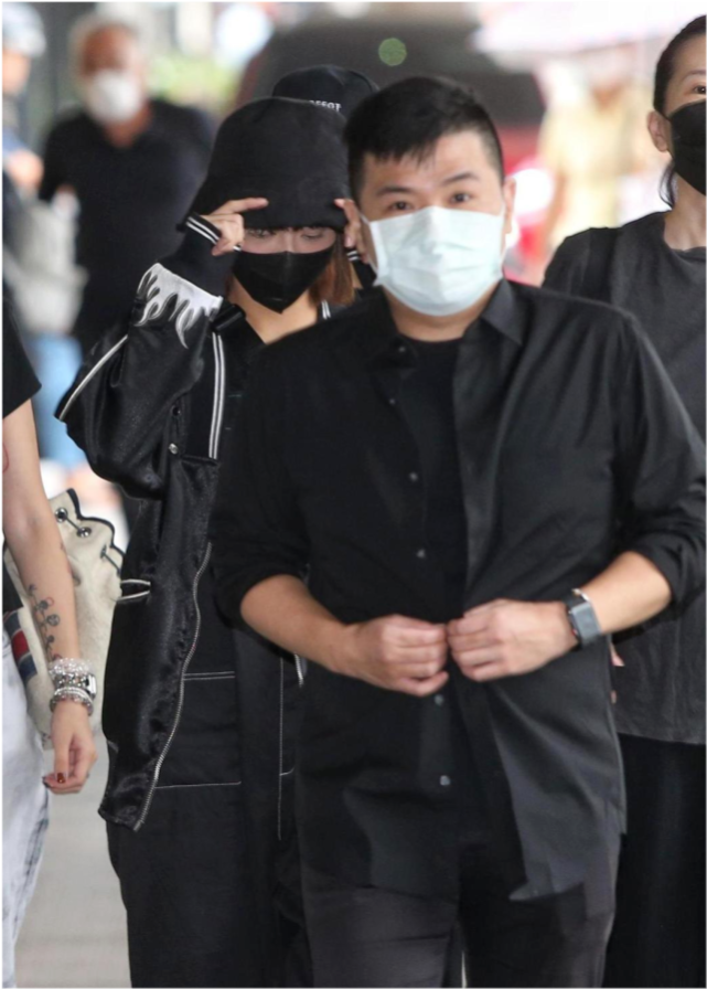 娱你有瓜|黄鸿升猝逝对家人打击大，老父每日凝视遗照，6岁外甥拒面对现实