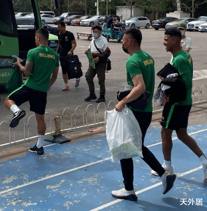 [国安]5-0狂胜老对手！国安新归化强援首秀梅开二度，张玉宁伤愈破门