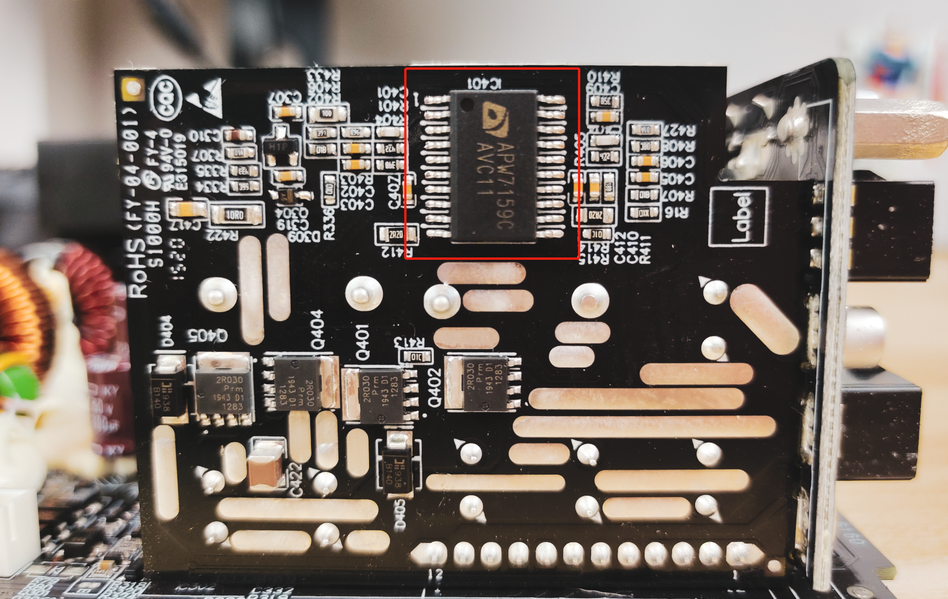 夏普|双路显卡供电新选择！长城猎金G11 1100W金牌全模电源拆解