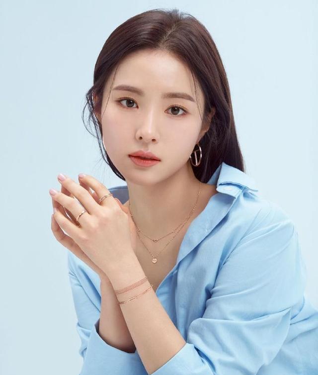 「申世景」申世景有望出演新剧《Run On》女主角与任时完合作？期待~